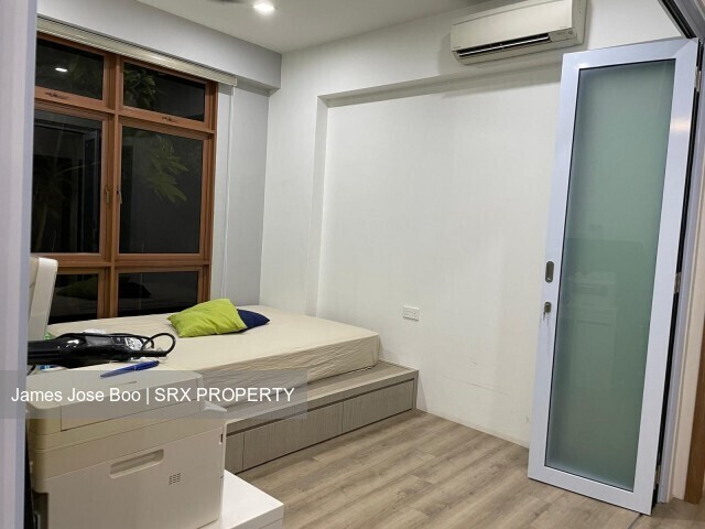 High Oak Condominium (D21), Condominium #597120711